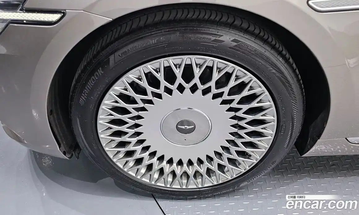 Genesis G90 2019 3.8 гидро в Москве, фото 5