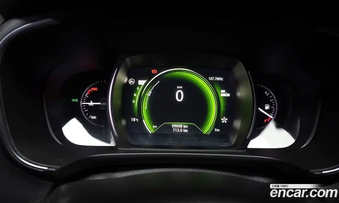 Renault QM6 2017 2.0 гидро в Москве № 1543248, фото 11