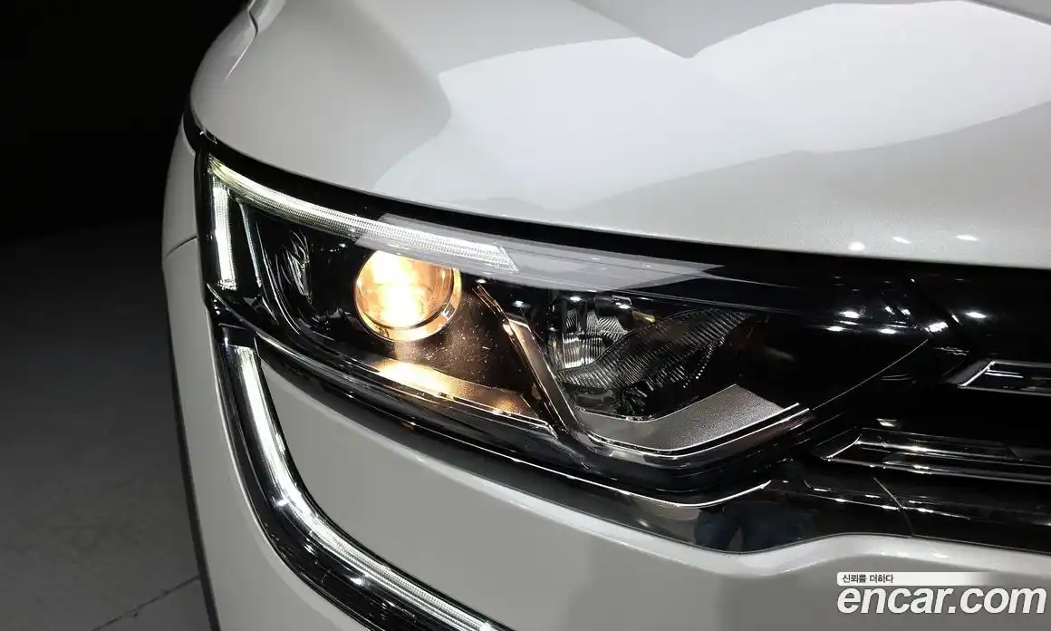 Renault QM6 2017 2.0 гидро в Москве № 1543248, фото 8
