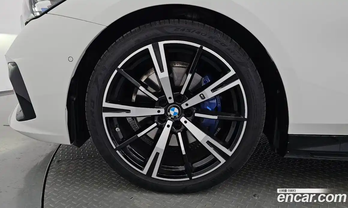 BMW 5-Series 2025 2.0 гидро в Москве № 1544105, фото 4