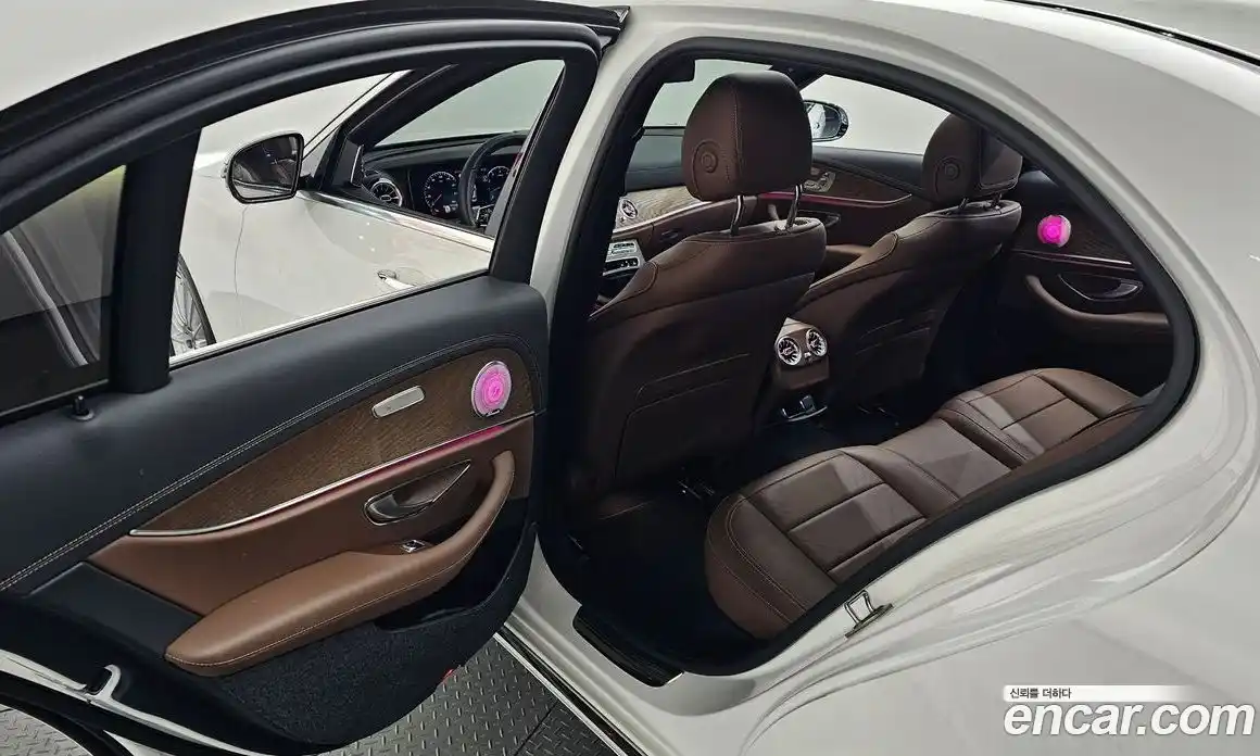 Mercedes-Benz E-Class 2023 2.0 гидро в Москве № 1544985, фото 34