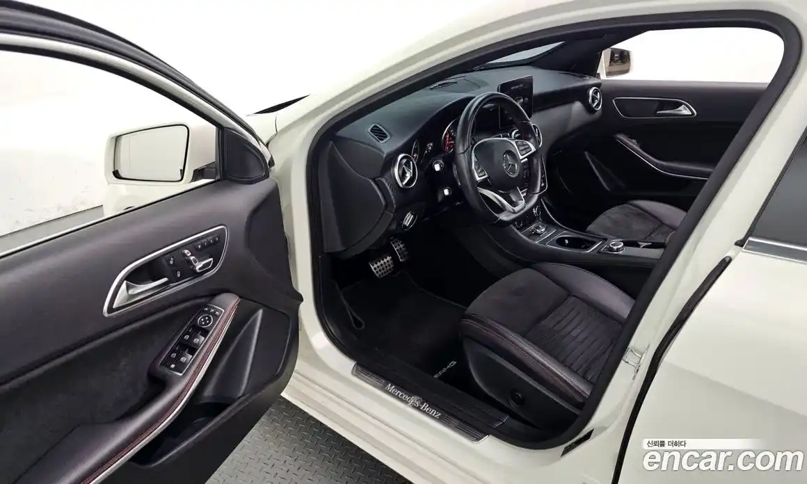 Mercedes-Benz A-Class 2017 1.6 гидро в Москве № 1545109, фото 13