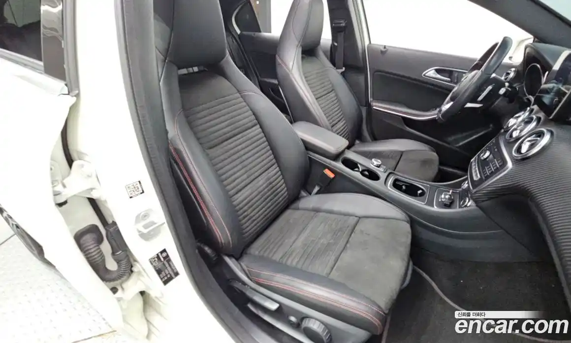 Mercedes-Benz A-Class 2017 1.6 гидро в Москве № 1545109, фото 16