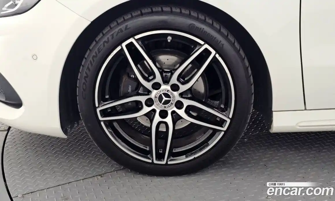 Mercedes-Benz A-Class 2017 1.6 гидро в Москве № 1545109, фото 5