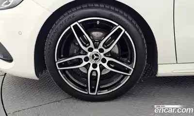 Mercedes-Benz A-Class 2017 1.6 гидро в Москве № 1545109, миниатюра 5