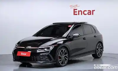 Volkswagen Golf, 2023