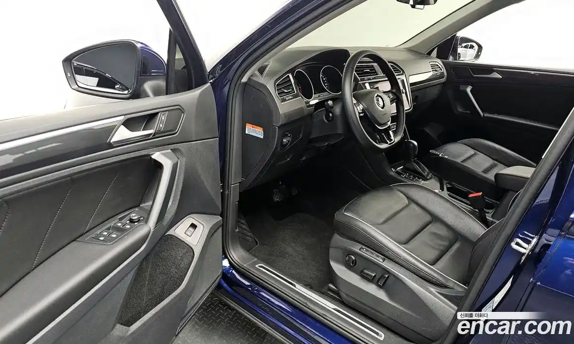 Volkswagen Tiguan 2020 2.0 гидро в Москве № 1549184, фото 13