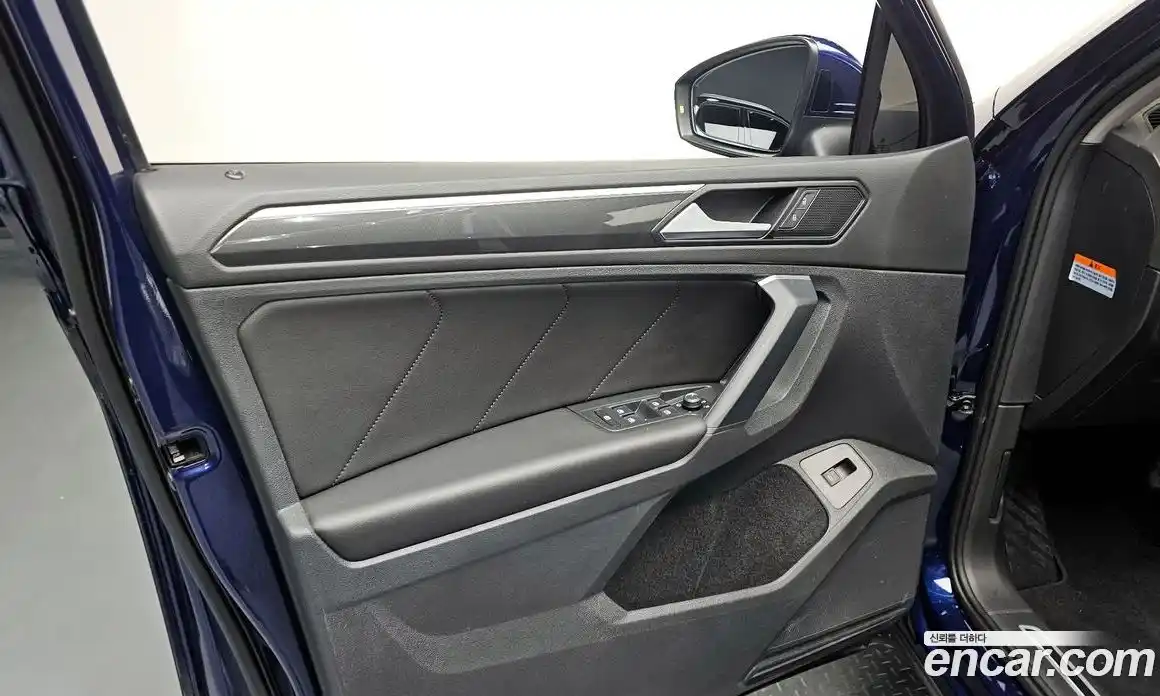 Volkswagen Tiguan 2020 2.0 гидро в Москве № 1549184, фото 27