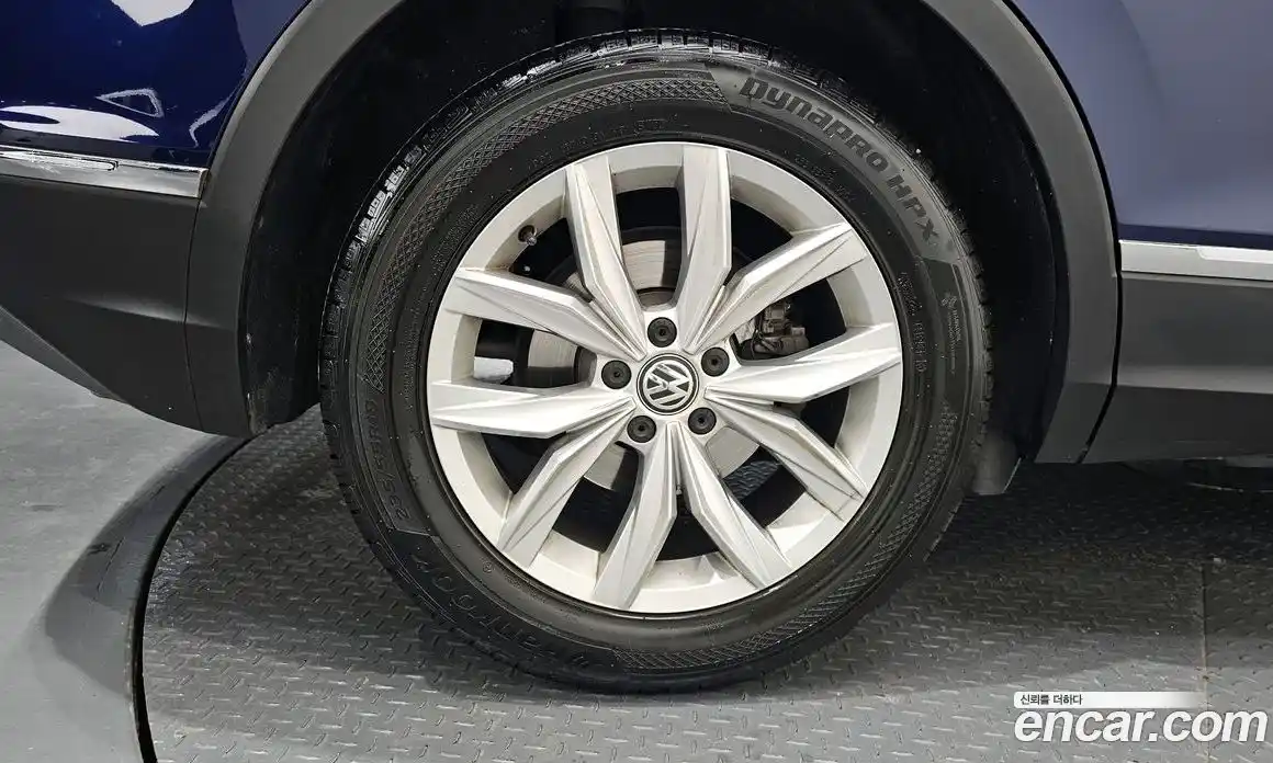 Volkswagen Tiguan 2020 2.0 гидро в Москве № 1549184, фото 5