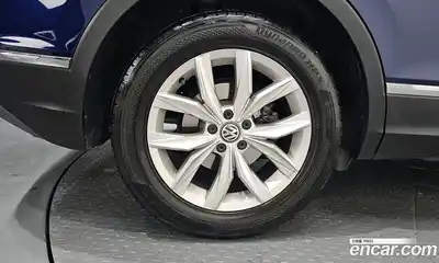 Volkswagen Tiguan 2020 2.0 гидро в Москве № 1549184, миниатюра 5