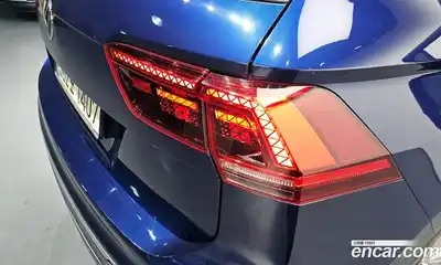 Volkswagen Tiguan 2020 2.0 гидро в Москве № 1549184, миниатюра 9