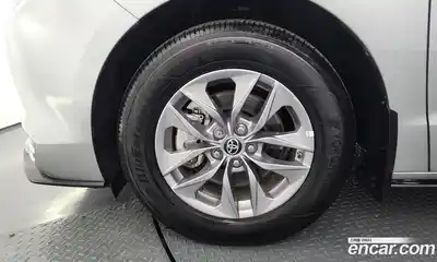 Toyota Sienna 2022 2.5 гидро в Москве № 1550042, миниатюра 5