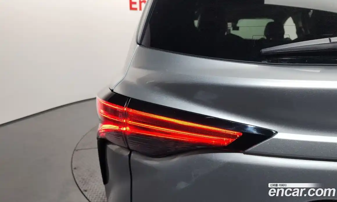 Toyota Sienna 2022 2.5 гидро в Москве № 1550042, фото 9
