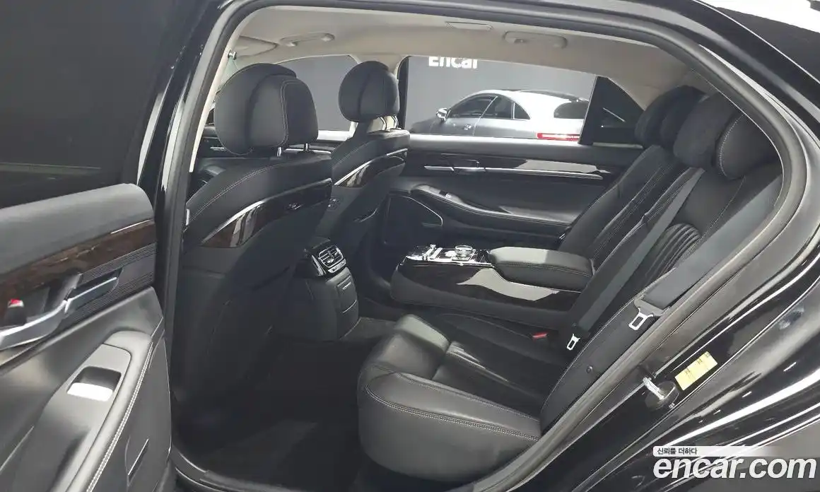 Genesis G90 2021 3.3 гидро в Москве, фото 18