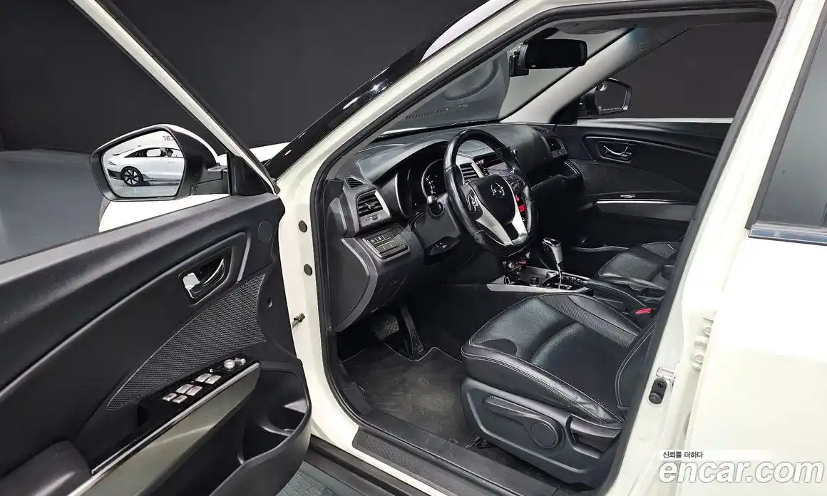 SsangYong TIBOLI 2015 1.6 гидро в Москве № 1613049, фото 17