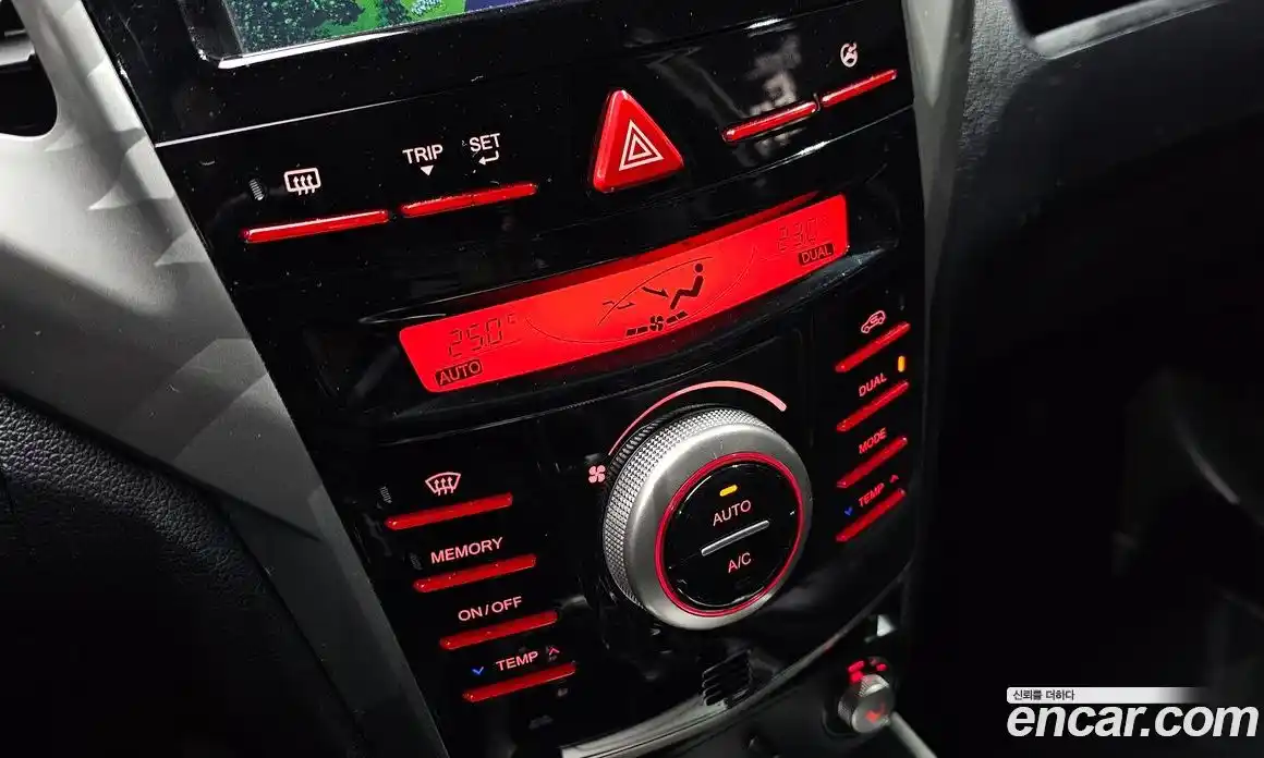 SsangYong TIBOLI 2015 1.6 гидро в Москве № 1613049, фото 23
