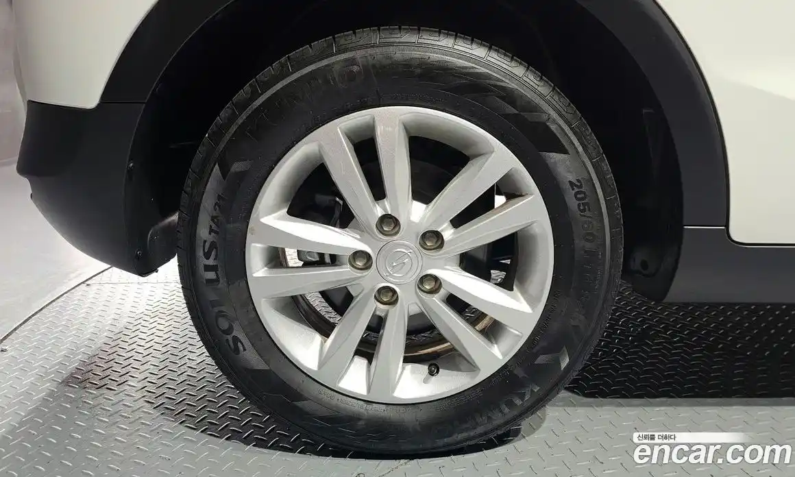 SsangYong TIBOLI 2015 1.6 гидро в Москве № 1613049, фото 5