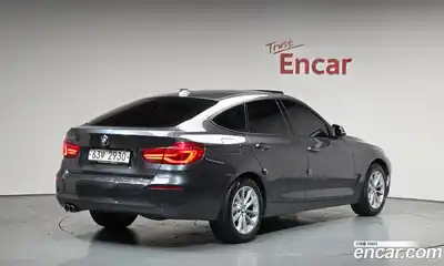 BMW 3-Series, 2018