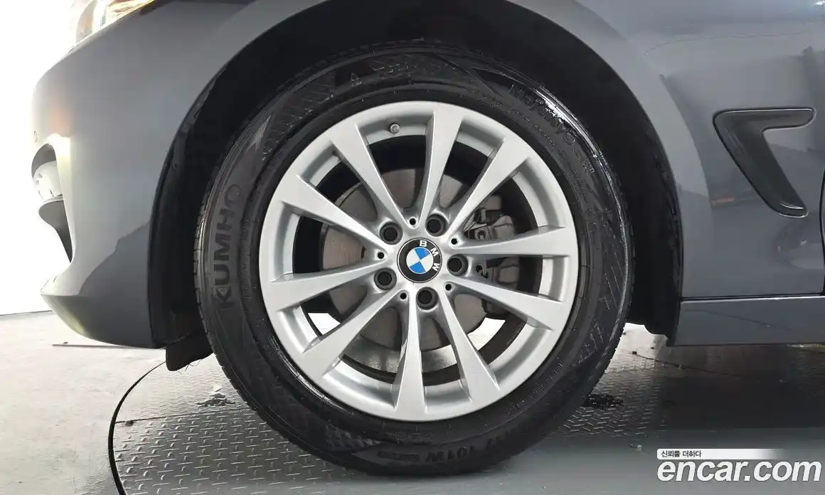 BMW 3-Series 2018 2.0 гидро в Москве № 1613440, фото 4