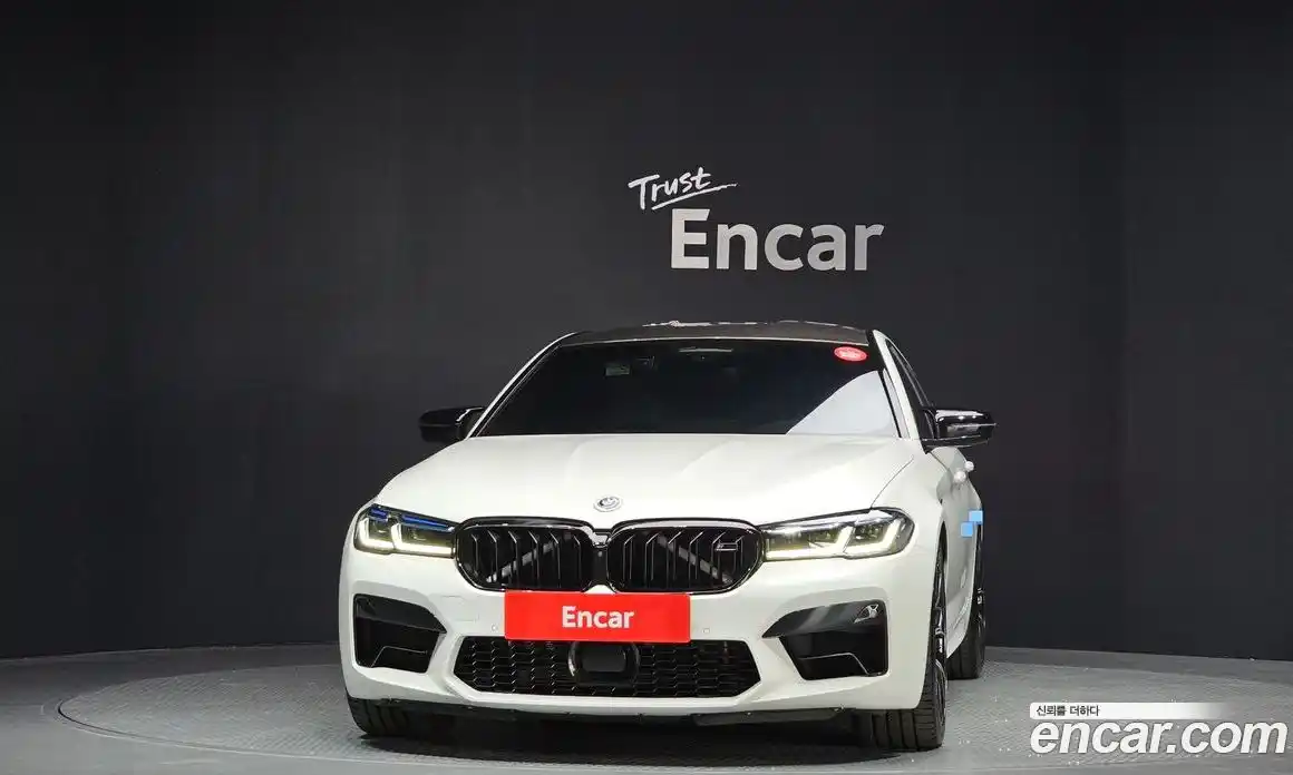 BMW M5 2023 4.4 гидро в Москве № 1616346, фото 3
