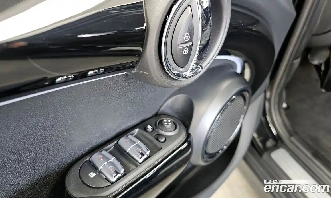 Mini Cooper 2022 1.5 гидро в Москве № 1621248, фото 27