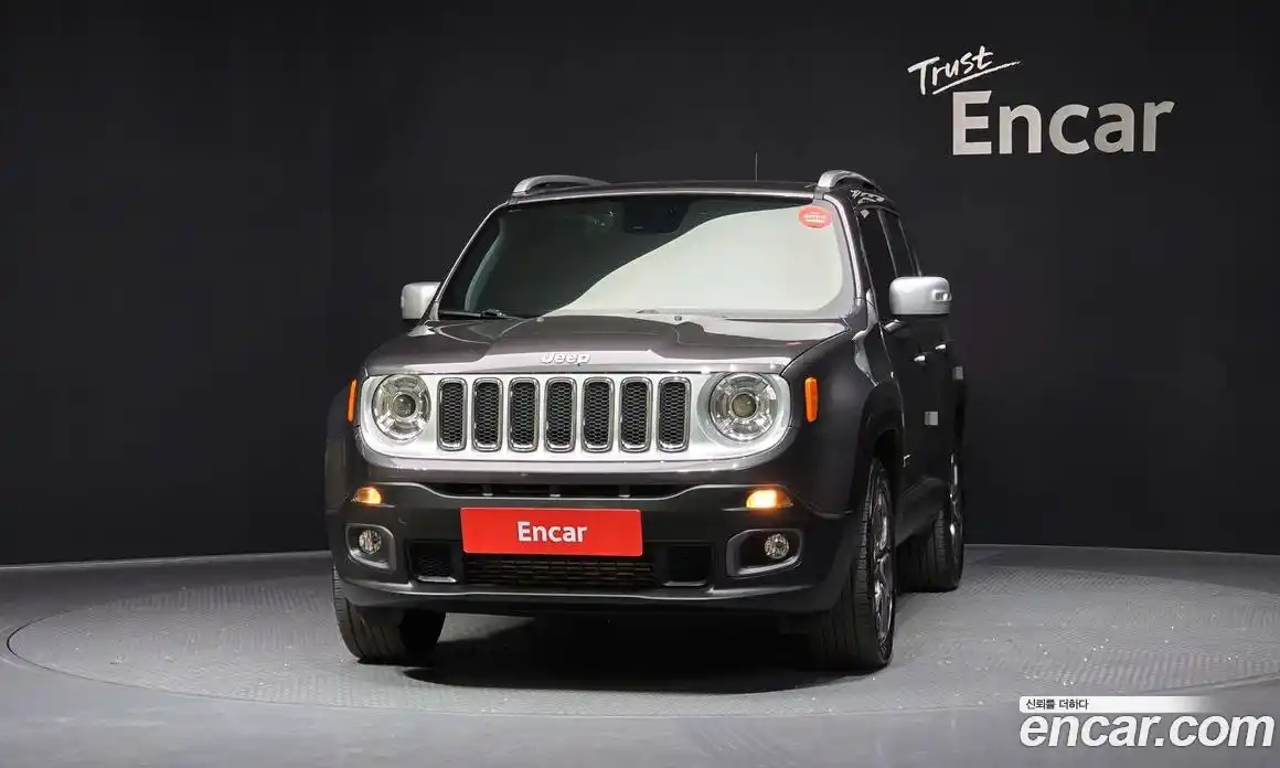 Jeep Renegade 2018 2.0 гидро в Москве № 1623927, фото 3