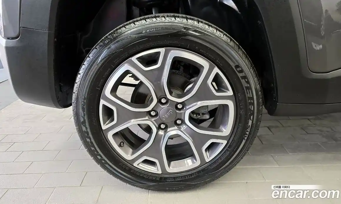 Jeep Renegade 2018 2.0 гидро в Москве № 1623927, фото 5