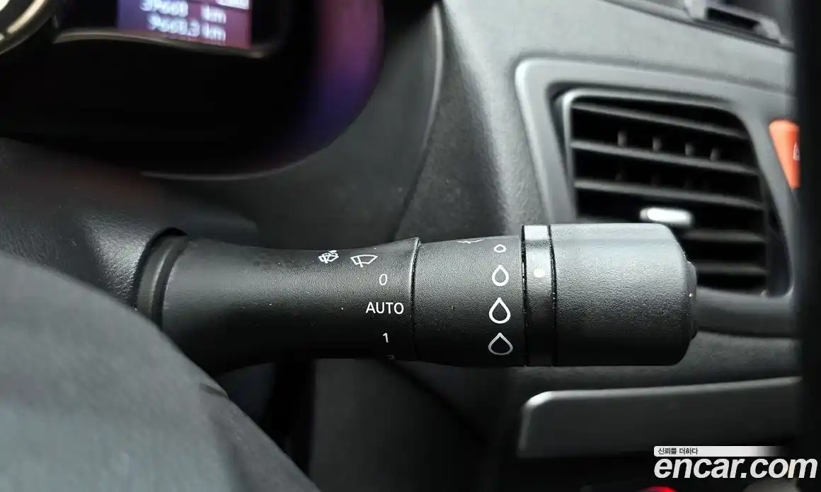 Renault SM3 2019 1.6 гидро в Москве № 1688168, фото 27