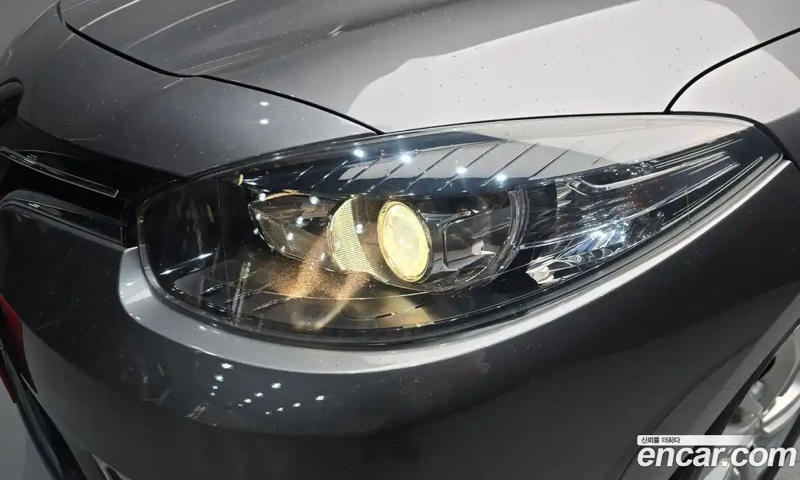 Renault SM3 2019 1.6 гидро в Москве № 1688168, фото 8
