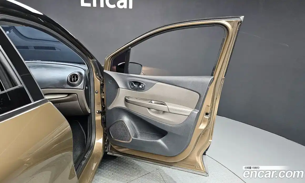 Renault QM3 2017 1.5 гидро в Москве № 1688742, фото 15