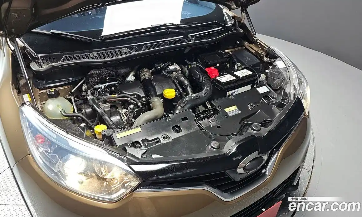 Renault QM3 2017 1.5 гидро в Москве № 1688742, фото 6