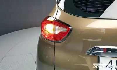 Renault QM3 2017 1.5 гидро в Москве № 1688742, миниатюра 9