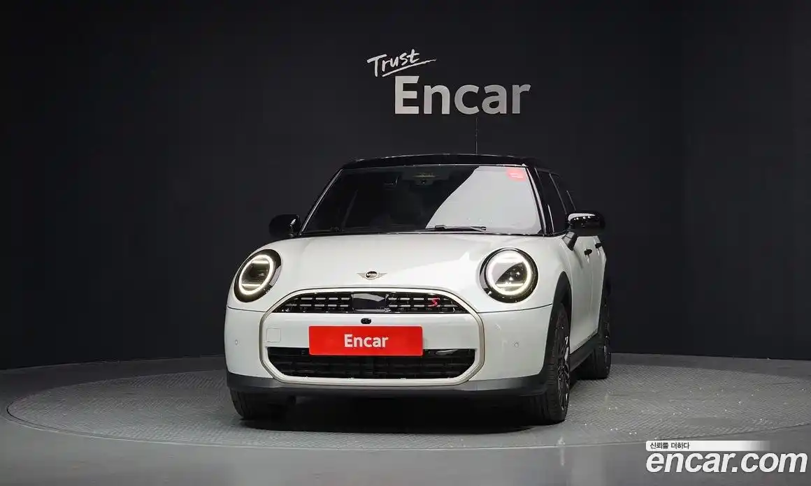 Mini Cooper 2025 2.0 гидро в Москве № 1692136, фото 3