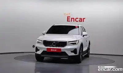 Volvo XC40 2023 2.0 гидро в Москве № 1763485, миниатюра 3