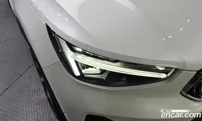 Volvo XC40 2023 2.0 гидро в Москве № 1763485, миниатюра 8