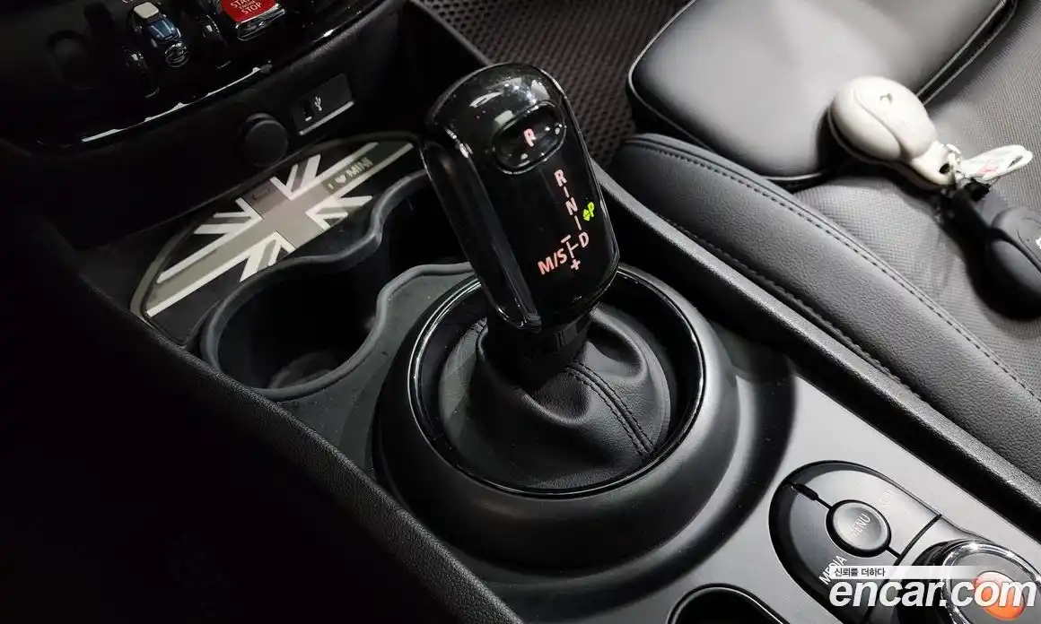 Mini Clubman 2019 2.0 гидро в Москве № 1764474, фото 12