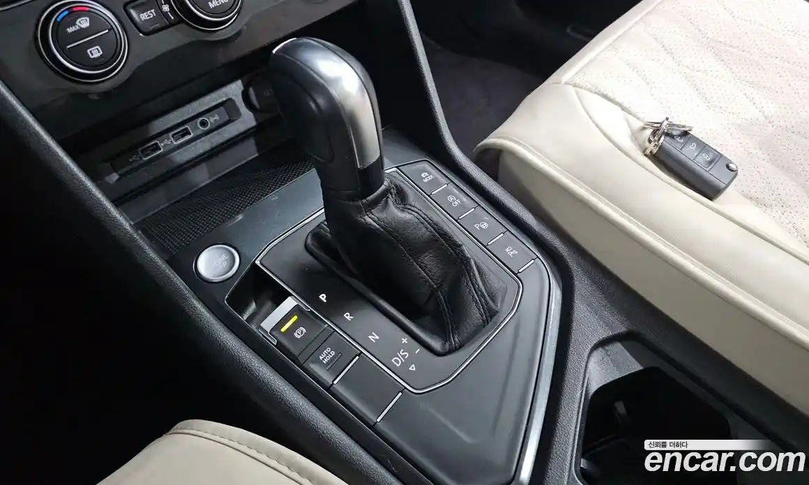 Volkswagen Tiguan 2020 2.0 гидро в Москве № 1765073, фото 12