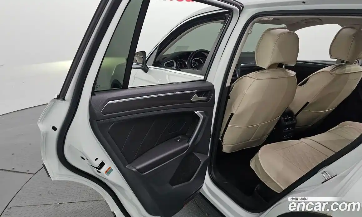 Volkswagen Tiguan 2020 2.0 гидро в Москве № 1765073, фото 15