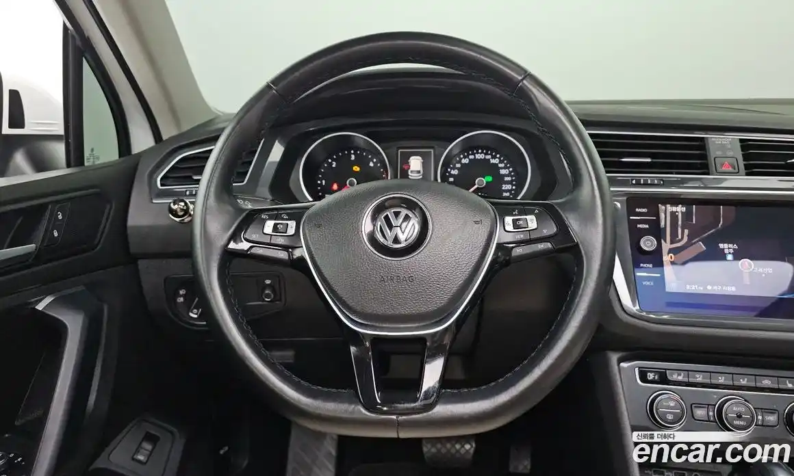 Volkswagen Tiguan 2020 2.0 гидро в Москве № 1765073, фото 17