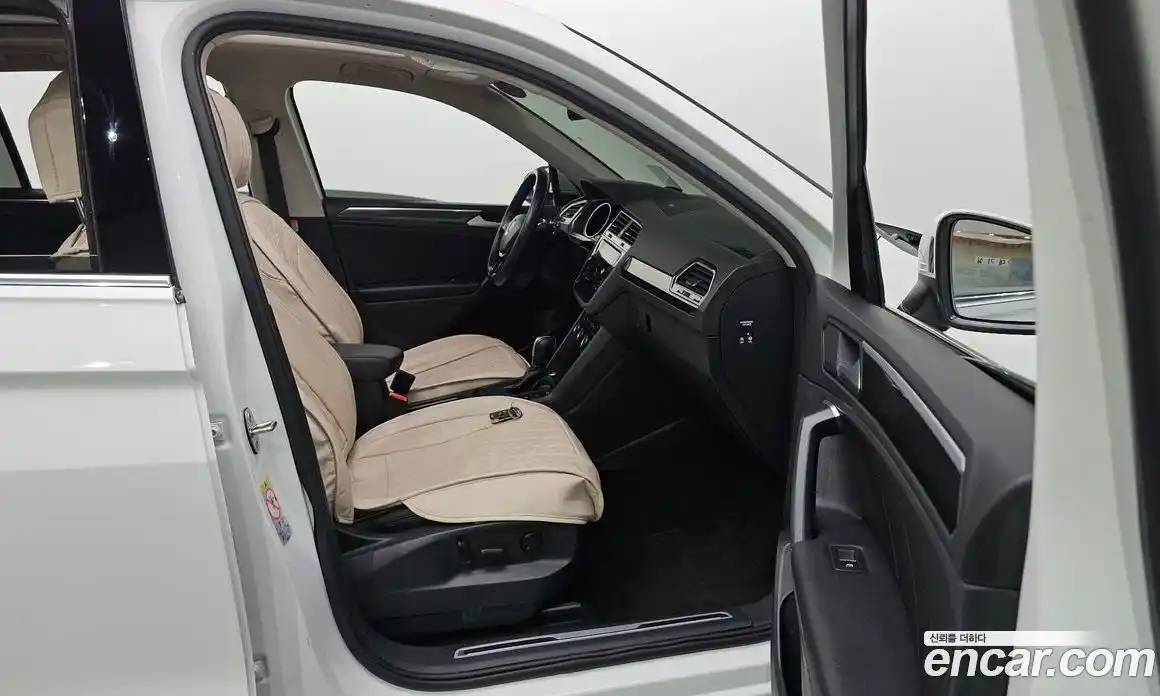 Volkswagen Tiguan 2020 2.0 гидро в Москве № 1765073, фото 23