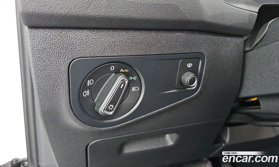 Volkswagen Tiguan 2020 2.0 гидро в Москве № 1765073, фото 28