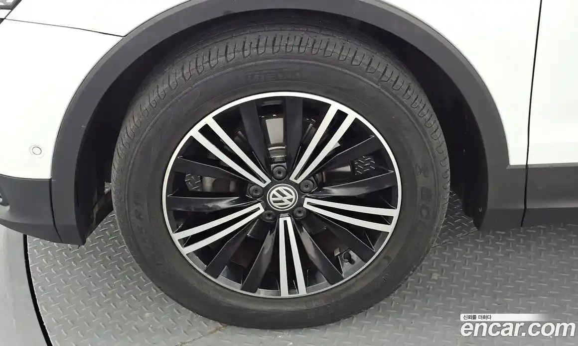 Volkswagen Tiguan 2020 2.0 гидро в Москве № 1765073, фото 5
