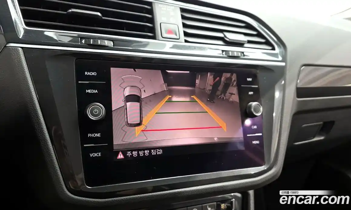 Volkswagen Tiguan 2020 2.0 гидро в Москве № 1765241, фото 20