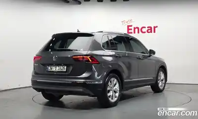 Volkswagen Tiguan 2020 2.0 гидро в Москве № 1765241, миниатюра 2
