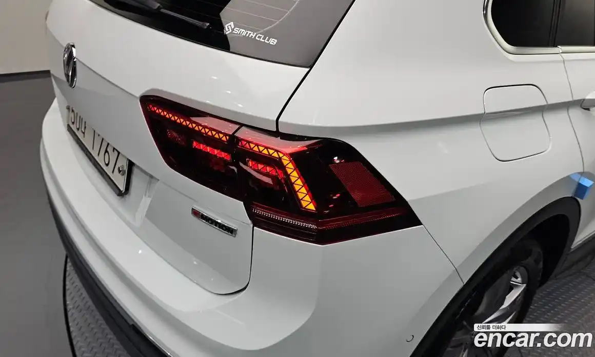 Volkswagen Tiguan 2018 2.0 гидро в Москве № 1765271, фото 9