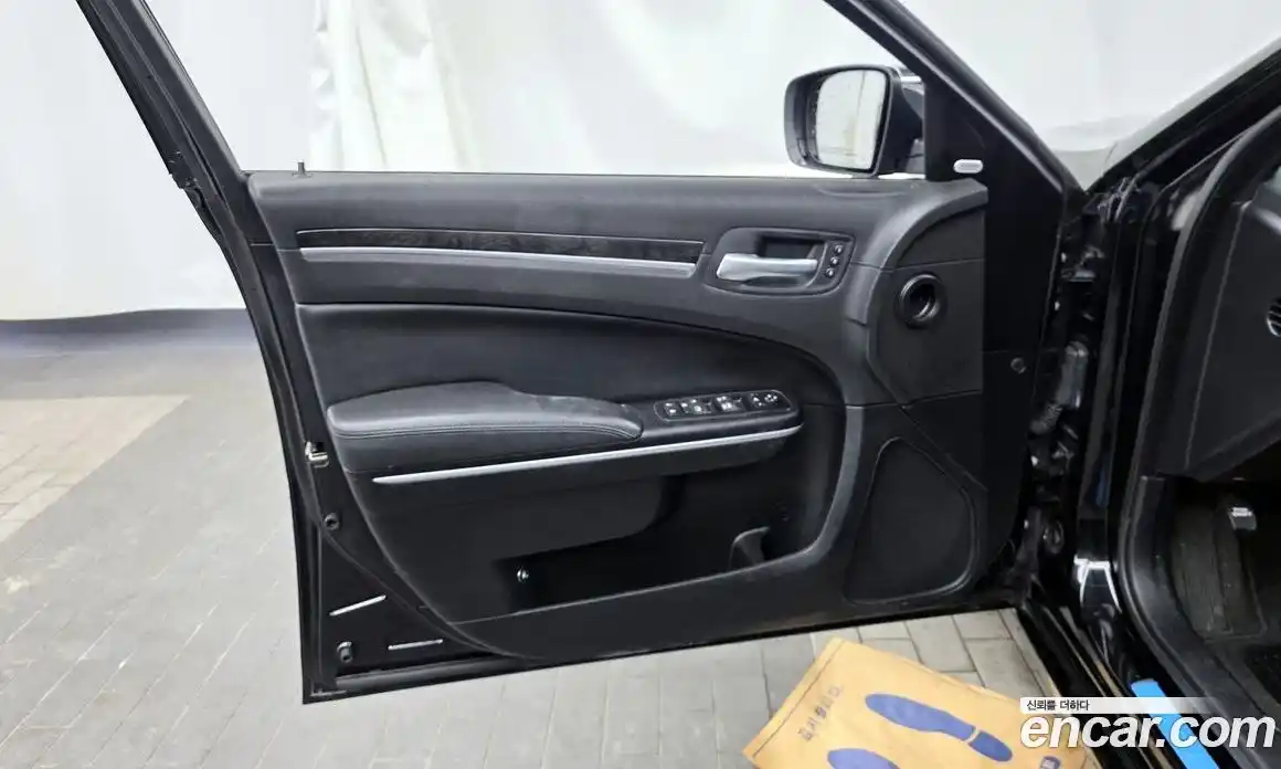 Chrysler 300C 2012 3.0 гидро в Москве № 1772593, фото 14