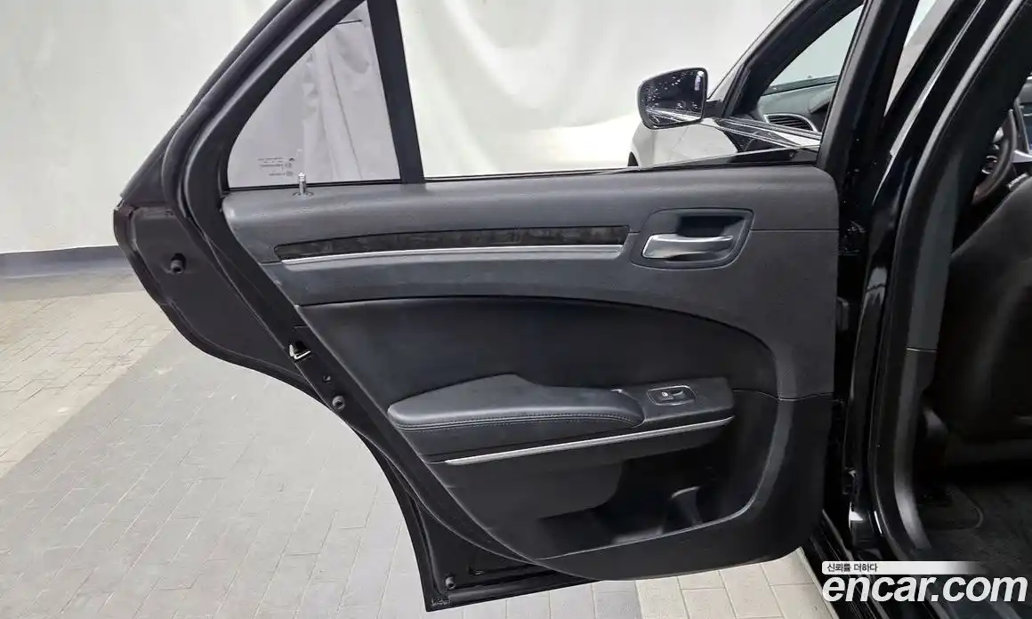 Chrysler 300C 2012 3.0 гидро в Москве № 1772593, фото 15