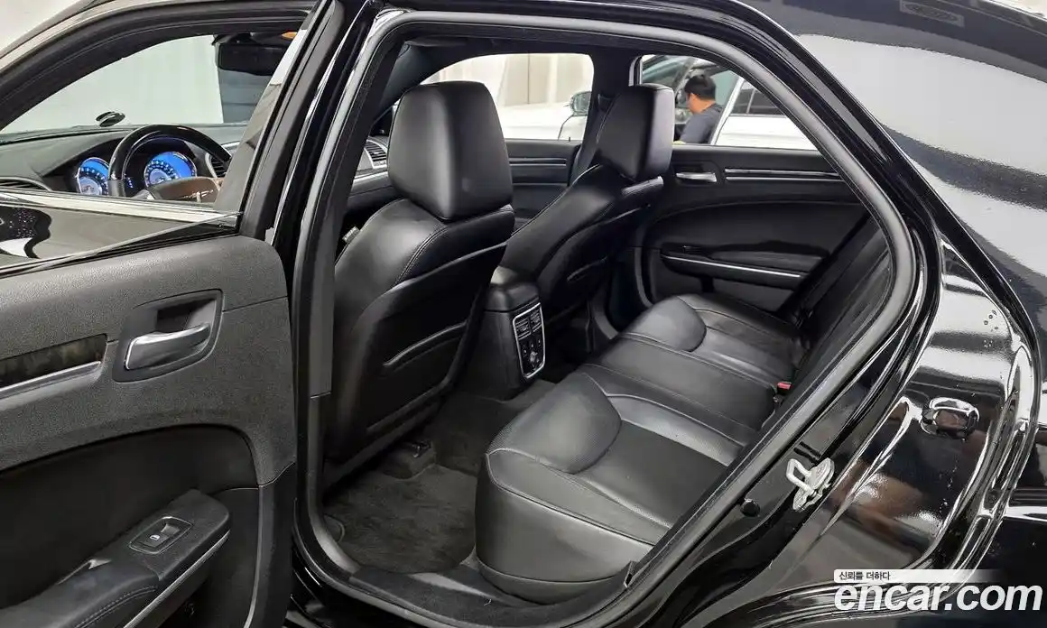 Chrysler 300C 2012 3.0 гидро в Москве № 1772593, фото 16