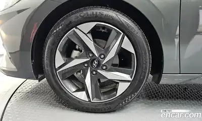 Hyundai Avante 2023 1.6 гидро в Москве № 1830799, миниатюра 5