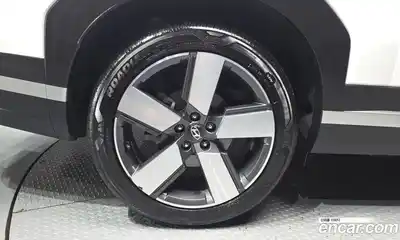 Hyundai Santa Fe 2024 2.5 гидро в Москве № 1830973, миниатюра 5